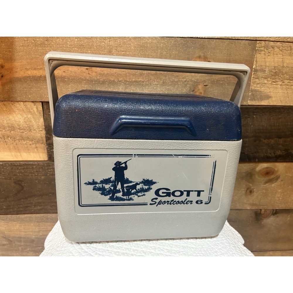 Vtg GOTT SportCooler 12 Cooler Ice Chest Model #1811/12 Beer Hunting Fishing